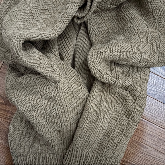 Babaa Cardigan No 3 in Sukkari - Picture 8 of 8